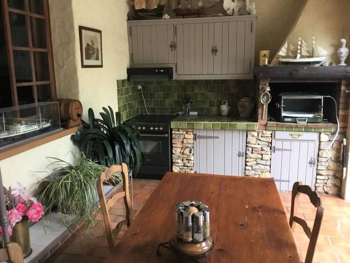 Comfortable holiday home with antique interior, pool and terrace/conservatory in Le Luc in Le Luc, Région de Draguignan