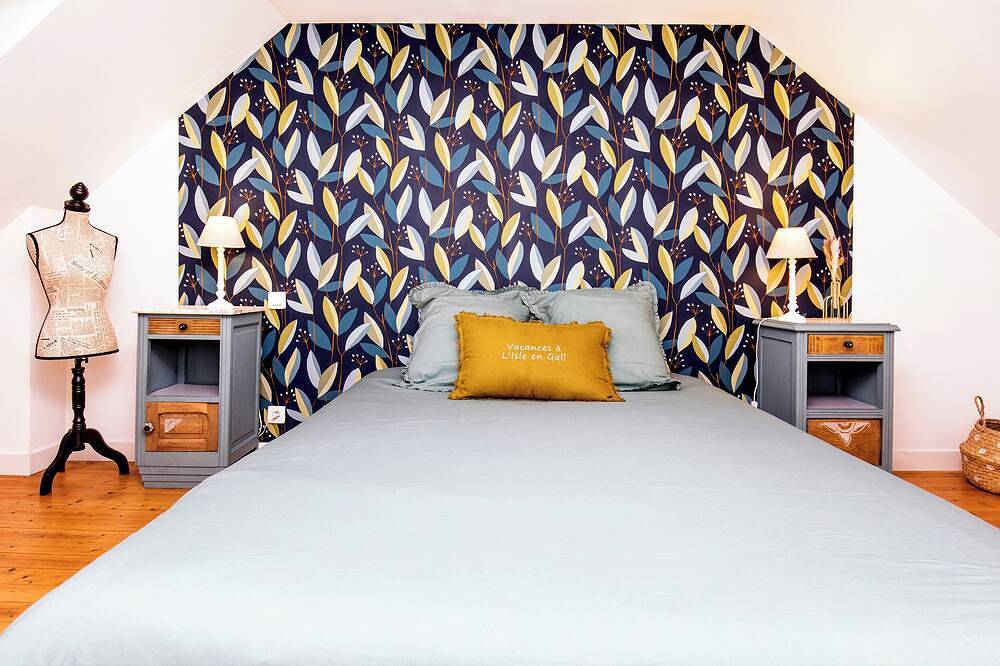 Charmante Maison Bretonne Nichée Dans un Cadre Bucolique, à Proximité de la Mer in Plouescat, Ceinture Dorée