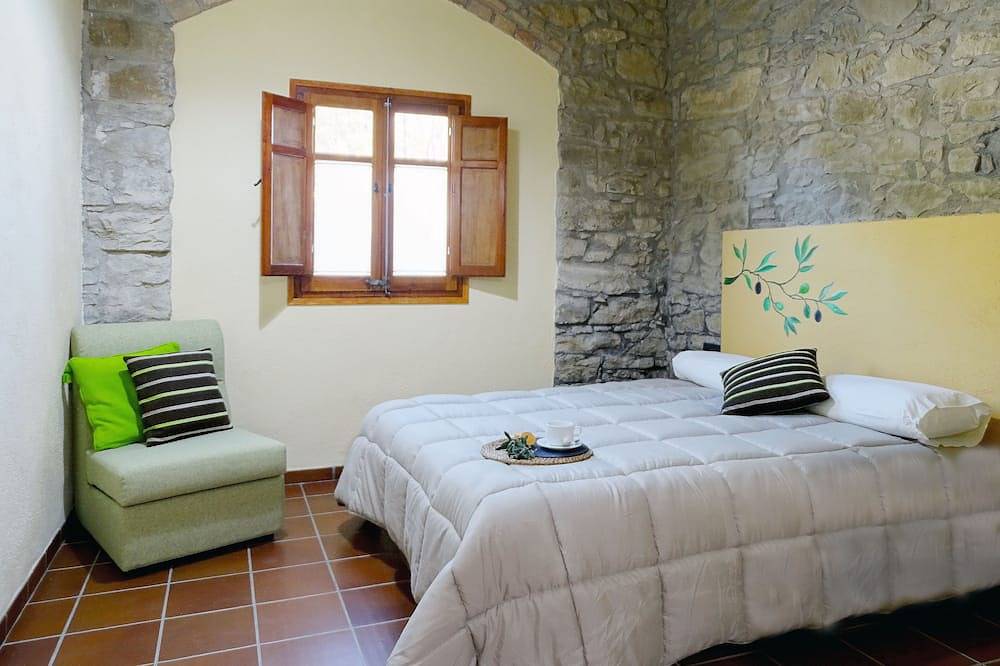 Casa rural (alquiler íntegro) Mas l'Estrada para 11 personas in Calders, Pla de Bages DO