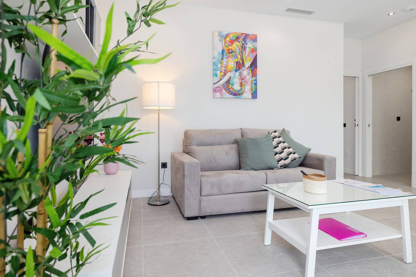 Ganze Wohnung, Apartment '1 Dormitorio Selene' mit Gemeinschaftspool, Wlan und Klimaanlage in Torre del Mar, Costa del Sol