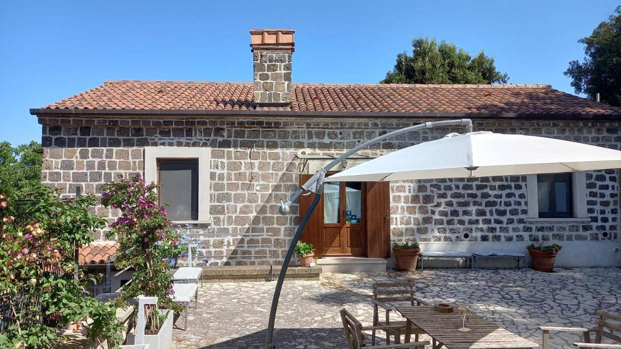 Double Room with Private Bathroom in Caserta, Provincia di Caserta