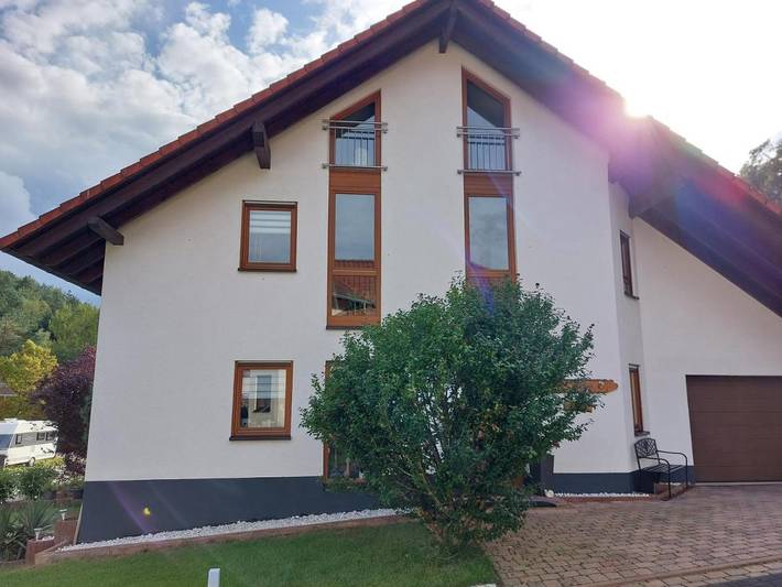 Ferienwohnung für 3 Personen, mit Terrasse und Garten in Frankenstein