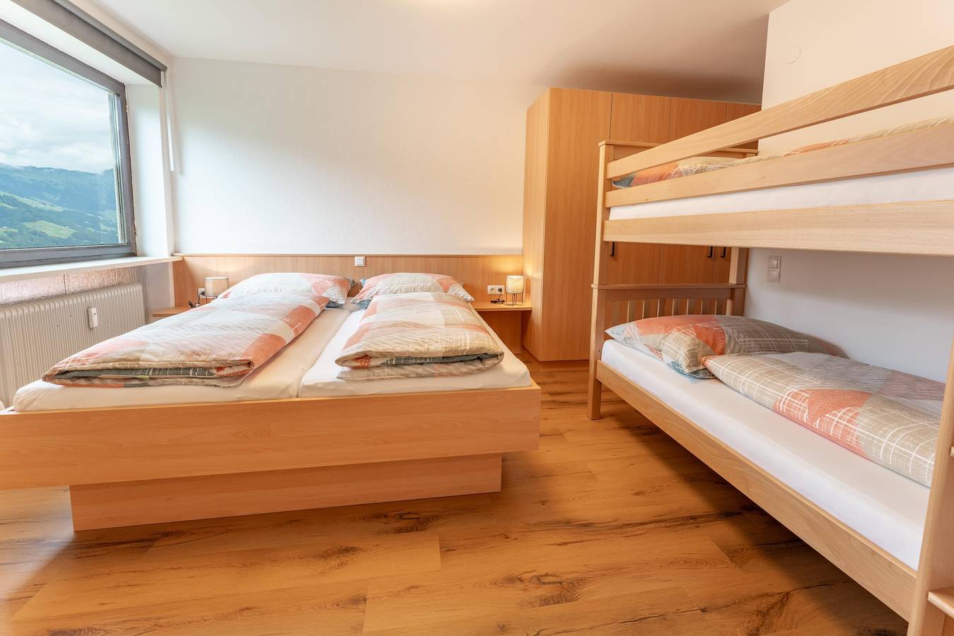 Ganze Ferienwohnung, Appartement/Fewo, Dusche, Wc, 1 Schlafraum in Raggal, Lechquellengebirge