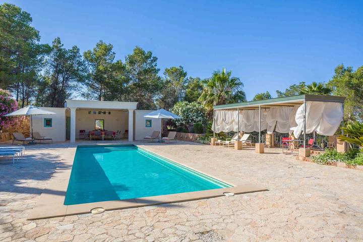 Casa rural para 8 personas, con jardín en San Miguel de Balansat - 2