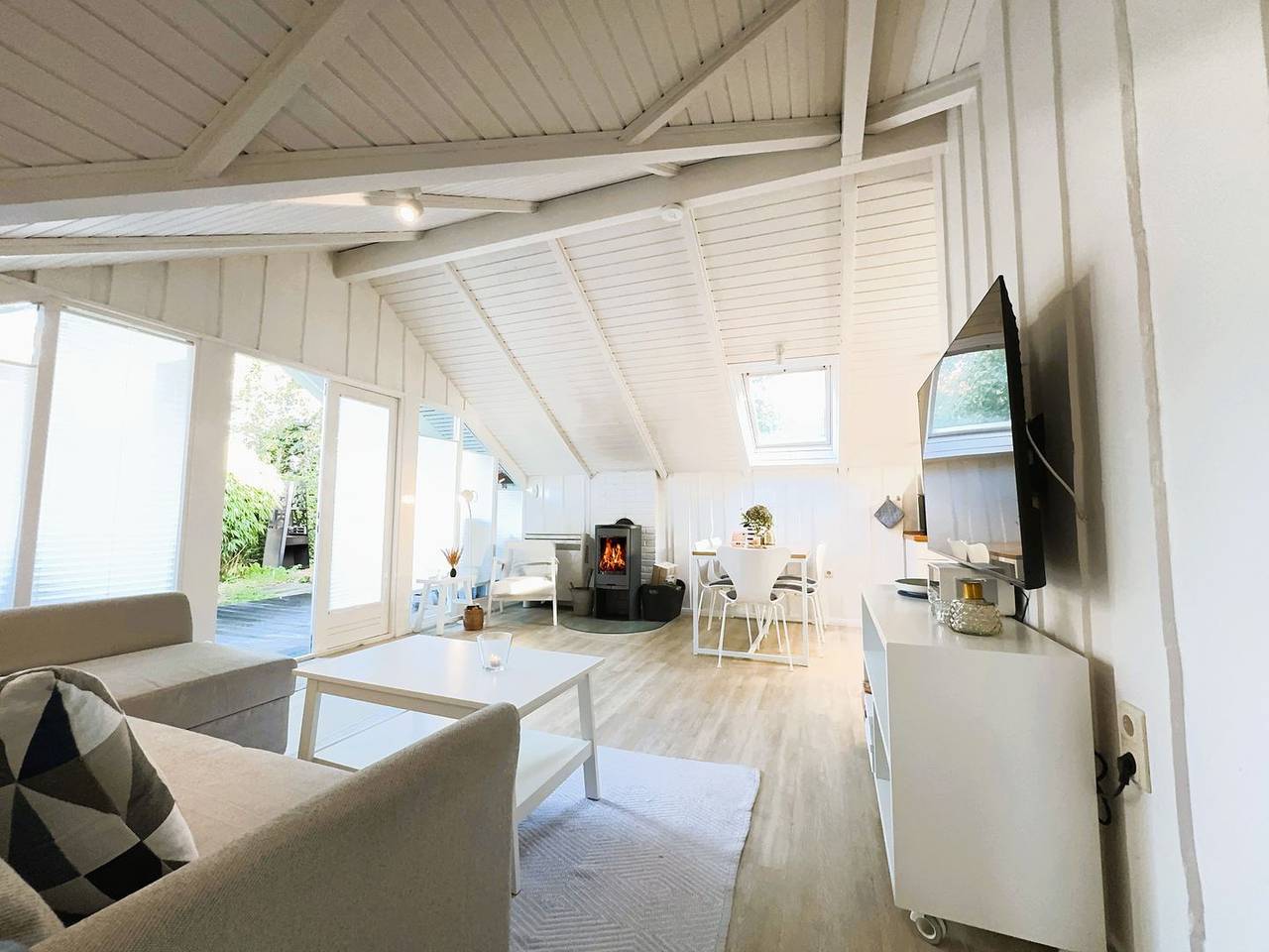 Ferienhaus „Lille Hus“ – Urlaub am Strand für die ganze Familie (auch mit Hund) in Holnis, Glücksburg