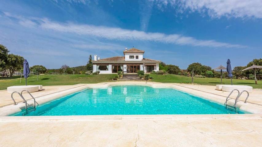 Chalet para 16 personas, con jardín además de jacuzzi y piscina en Antequera - 3