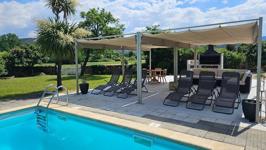 Casa de férias para 2 pessoas, com Terraço e Jardim e ainda Piscina and Vista em Arganil