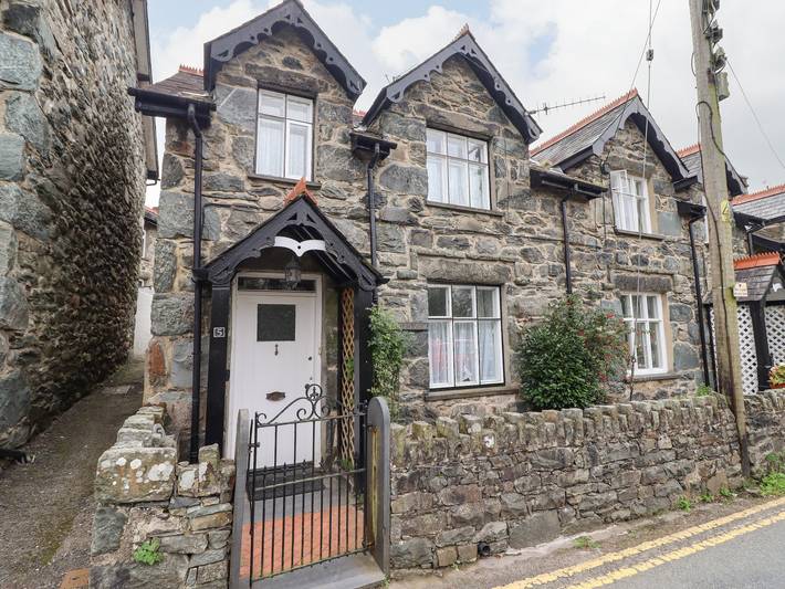 Holiday rental for 5 people, with Garden in Llanbedr