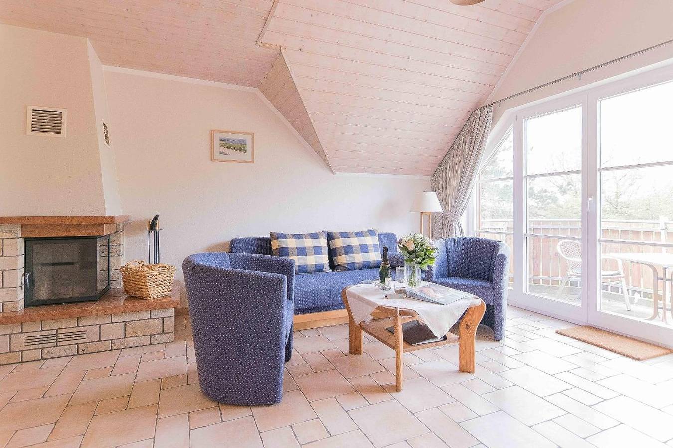 Ganze Wohnung, Dachgeschoss-Wohnung Lf 5.2 im Haus Windflüchter im Ostseebad Wustrow in Ostseebad Wustrow, Wustrow