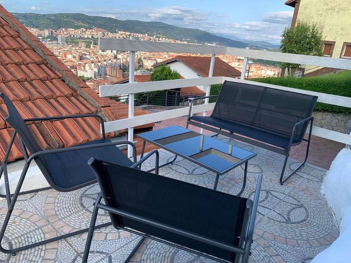 Two-Bedroom House in Bilbao, Vizcaya