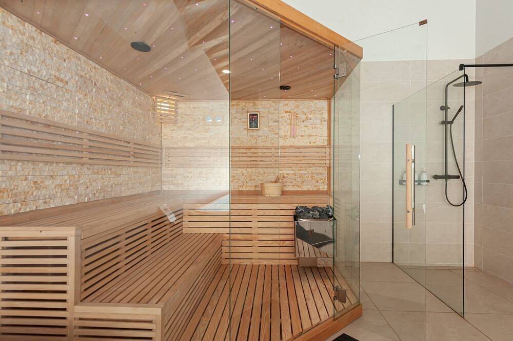 Casa rural Orue Baserria en Urdaibai-con jacuzzi y sauna in Múgica, Reserva de la Biosfera de Urdaibai