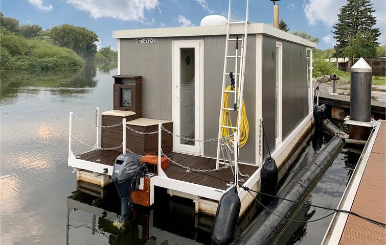 Hausboot für 4 Personen, mit Ausblick in Mecklenburg-Vorpommern - 2