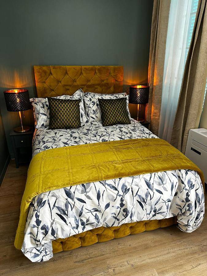 Appart’hôtel pour 2 personnes, avec terrasse et vue, animaux acceptés