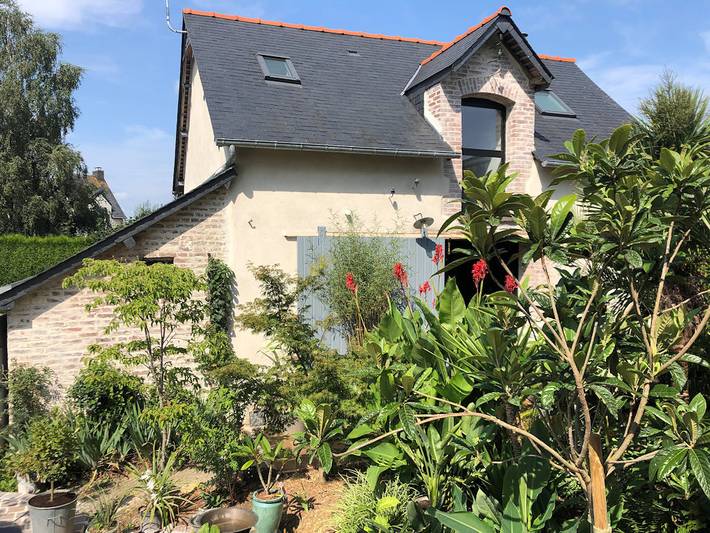 Gîte pour 4 personnes, avec jardin à Chartres-de-Bretagne