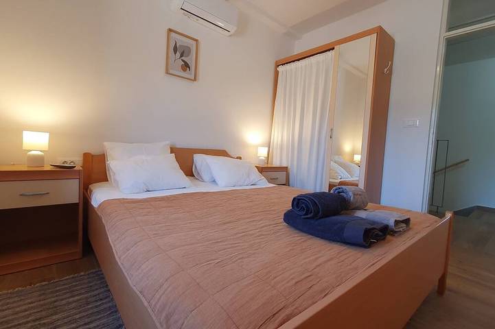 Vacation home in the Neretva delta, 10 minutes from the Adriatic Sea in Dubrovnik-Neretva