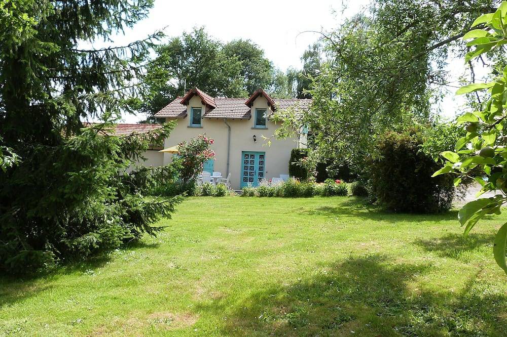 Maison campagne au calme près de Limoges – idéale pour 6/7 personnes in Saint-Priest-sous-Aixe, Région de Limoges
