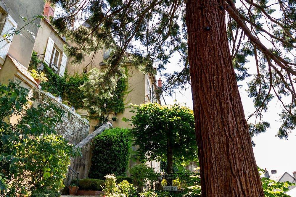 Small Gîte \"Cordeliers in Châteauroux, Châteauroux region