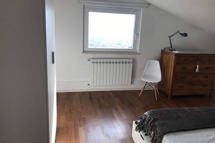 The house with a view of Emma is a charming apartment with a splendid sea view in Vezzano Ligure, Natural Park of Montemarcello-Magra-Vara