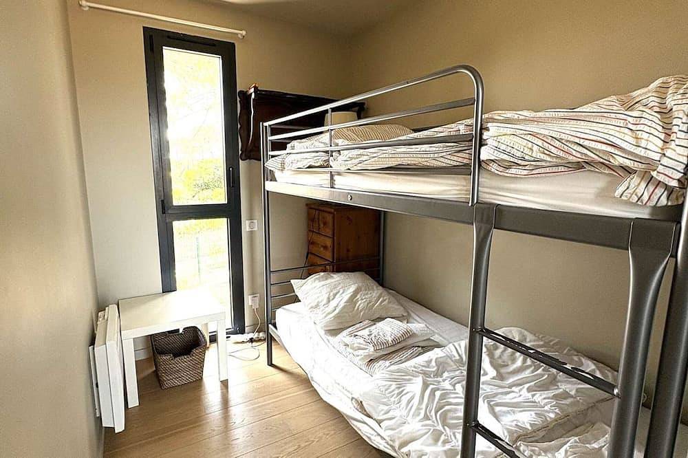 Modern villa in Le Canon, up to 10 people, stunning view in Le Canon, Lège-Cap-Ferret