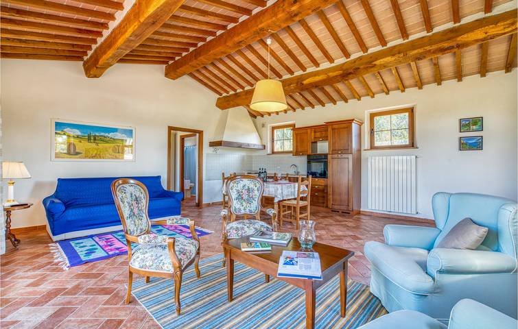 Location de vacances pour 4 personnes, avec terrasse ainsi que jardin et piscine, adapté aux familles à Chiusi - 3