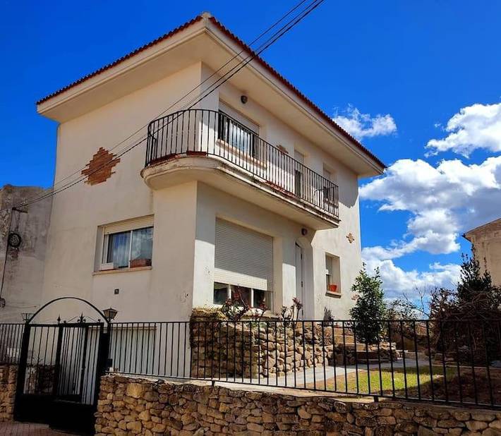 Apartamento para 6 personas, con Balcón además de Terraza y Jardín en Cirueña