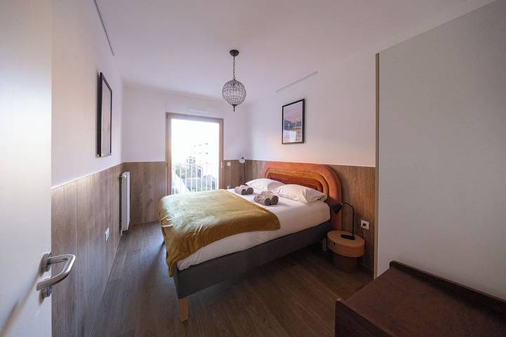 Ganze Wohnung, Three trips, one single stay on the gate of Paris ! You'll love it. in Bagneux, Hauts-de-Seine