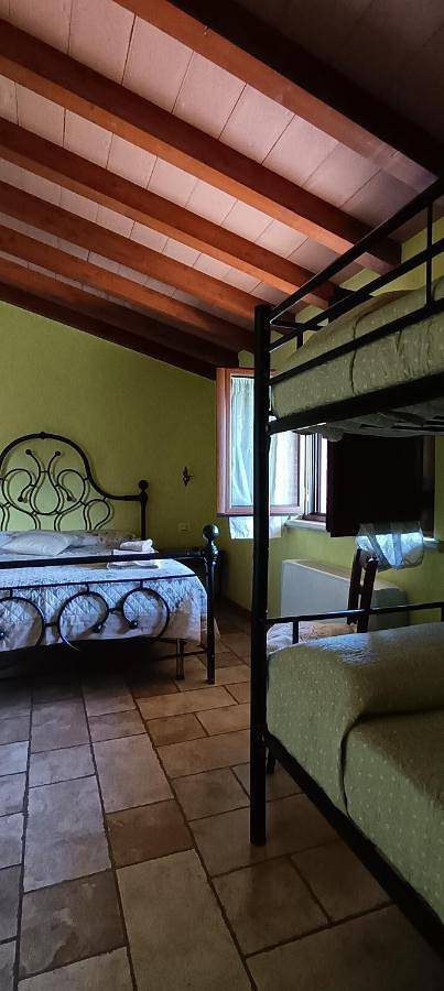 Chambre d’hôtes pour 4 personnes, avec Jardin et Vue à Patrica
