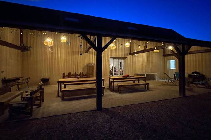 Gîte pour 15 personnes, avec jardin