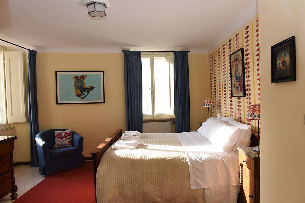 Appartement entier, Charmante maison de ville médiévale avec une vue imprenable dans le centre historique de Todi in Todi, Province de Pérouse