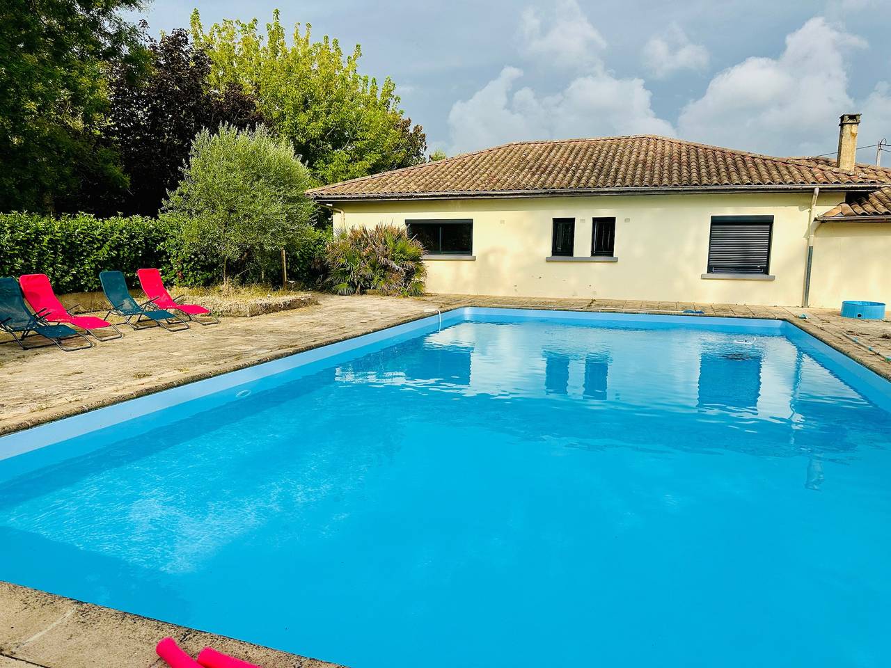 Le Triton de Bergerac – Moderne Villa mit Pool und großem, bewaldetem Park in Bergerac, Périgord Pourpre