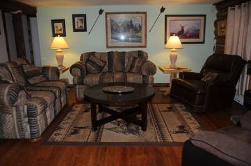 Vacation House for 8 Guests in West Yellowstone, Custer Gallatin National Forest, Picture 4