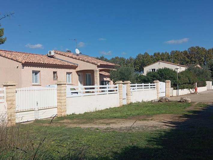 Location de vacances pour 6 personnes, avec jardin à Le Cailar - 2