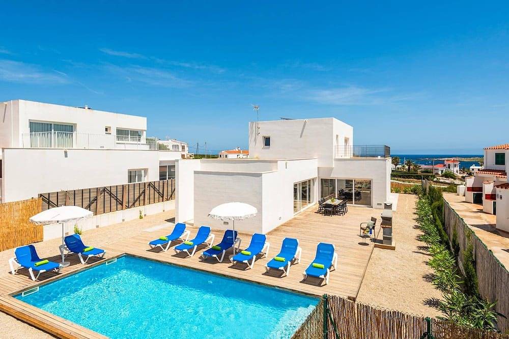 Villa Carmela by Villa Plus in Coves Noves, Es Mercadal