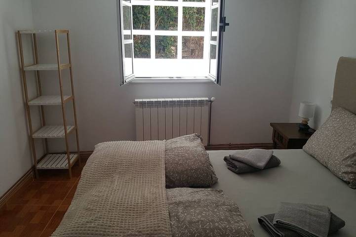 Appartement entier, Your Home in Galicia on the Camino de Santiago in A Balsa / Triacastela in Triacastela, Reserva da Biosfera Ribeira Sacra e Serras do Oribio e Courel