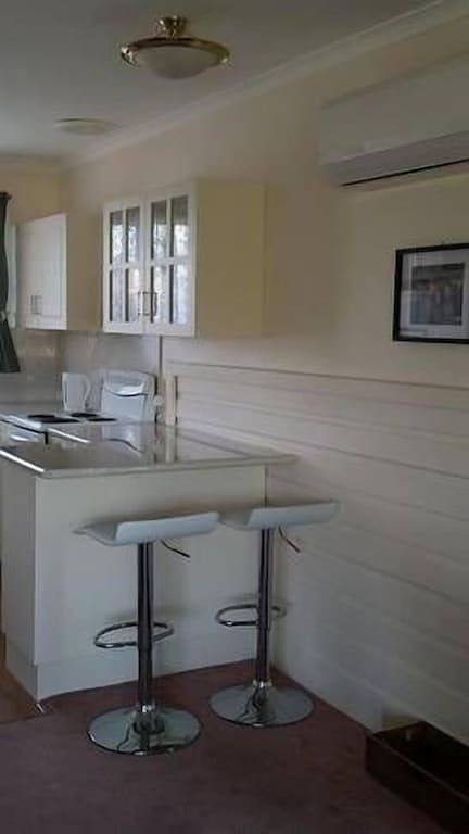 Cottage for 4 people, with terrace and garden in Tasmania