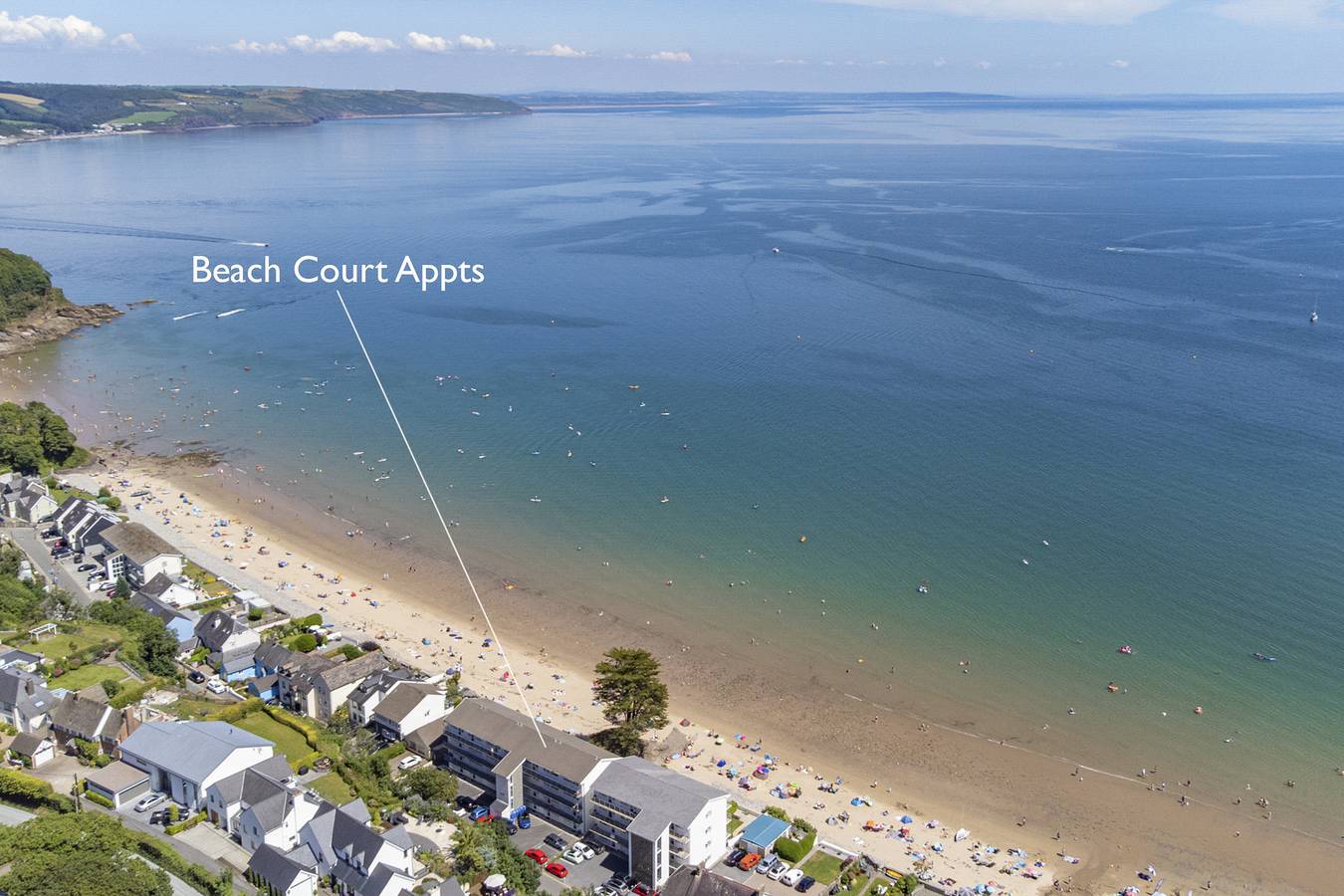 Entire apartment, 33 Beach Court - Direct Beach Access, Sea Views in Saundersfoot, Pembrokeshire