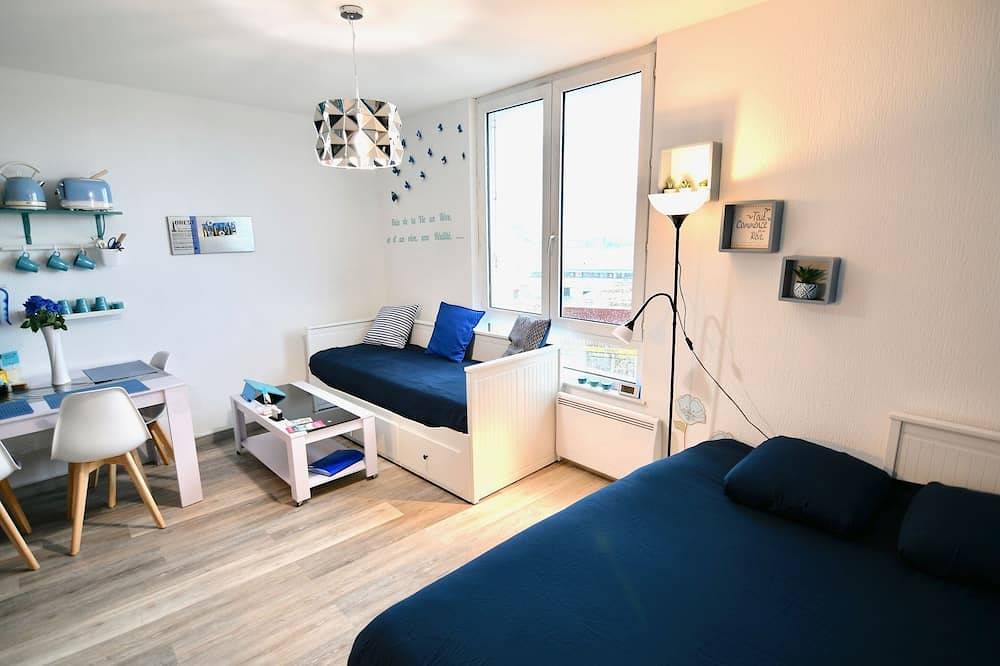 Ganze Wohnung, Studio-Eigenes Badezimmer-Meerblick in Brest, Brest und Umgebung