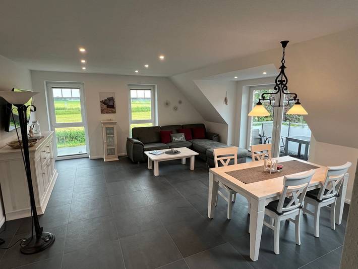 Ferienwohnung für 4 Personen, mit Balkon und Ausblick in Greetsiel