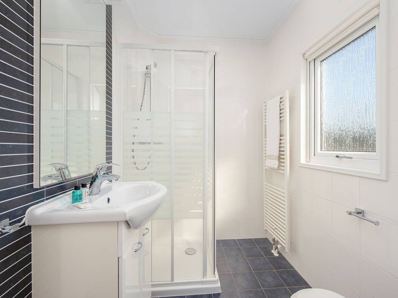 Ferienhaus am See mit Boot in Giethoorn, Nationalpark Weerribben-Wieden