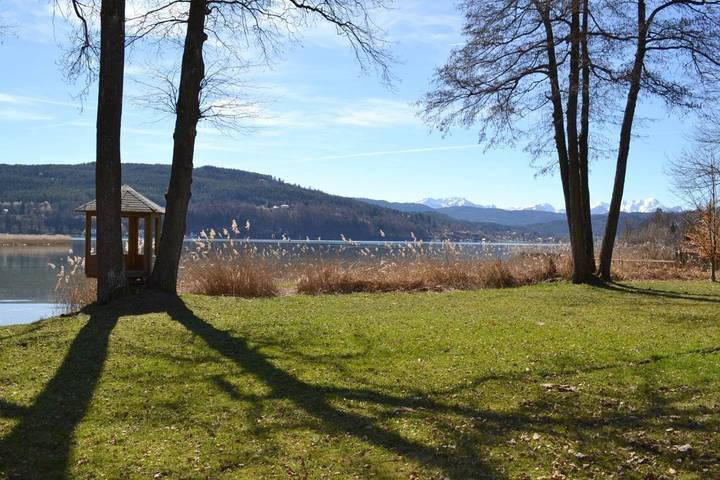 Ferienwohnung für 2 Personen, mit Garten und Ausblick in Krumpendorf am Wörthersee - 4