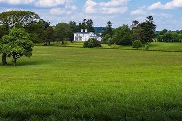 Gîte pour 14 personnes, avec piscine et jardin à Killarney