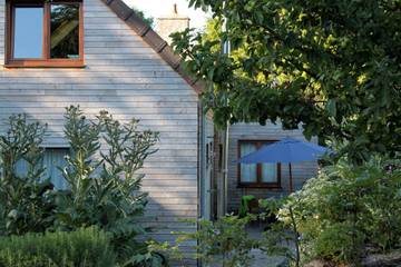 Chambre d’hôte pour 2 personnes, avec jardin à Amfreville (Normandie)