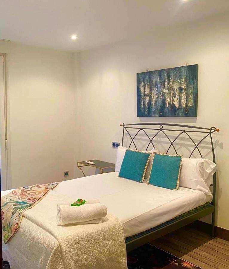 Apartamento entero, Three-Bedroom Apartment in Orio, Costa Vasca