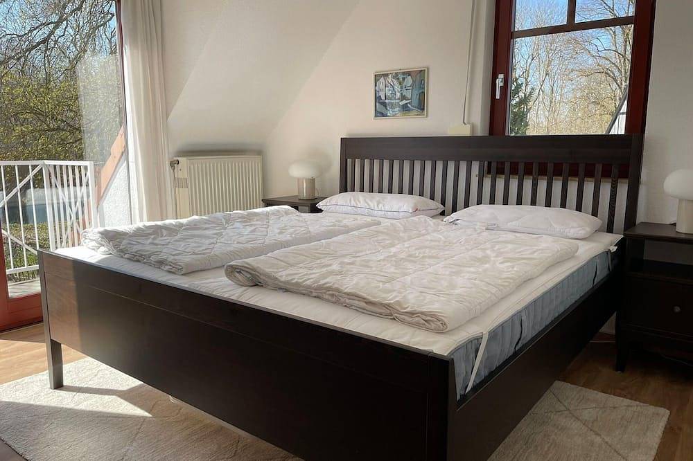 Ganze Wohnung, Ferienwohnung \"Nils Holgerson\" mit Balkon zwischen Strand, Wald & Wiese im Südosten der Insel Rügen! in Gustow, Stralsund Umland