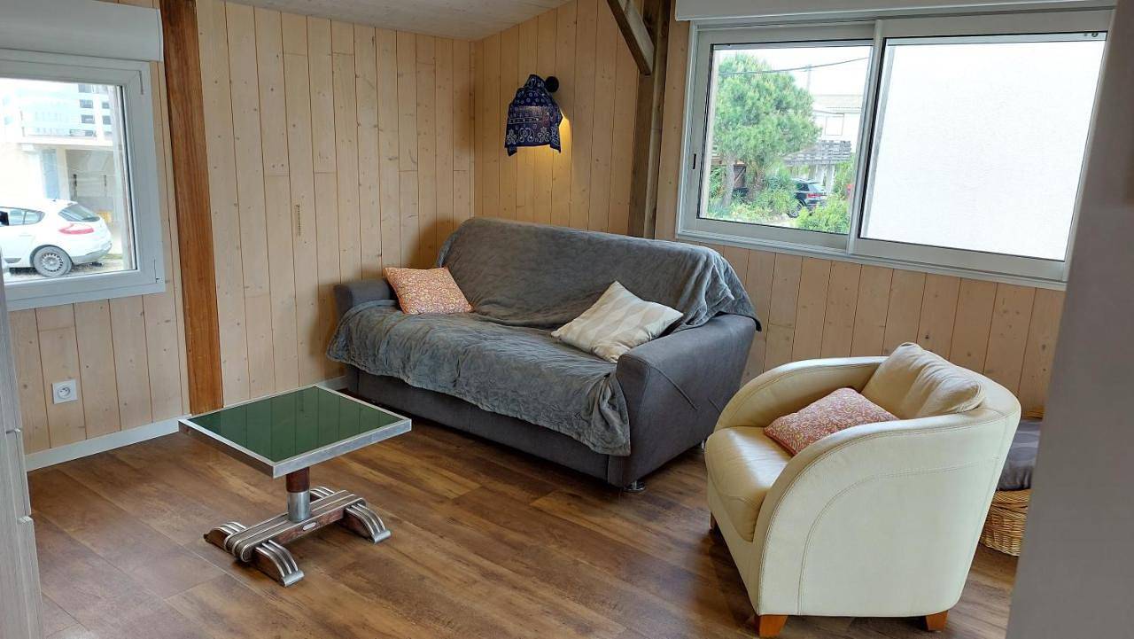 Two-Bedroom House in Plage des Chalets, Gruissan
