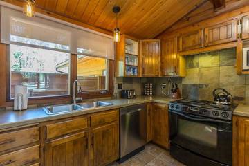 Vacation House for 10 Guests in Sunriver, Oregon, Picture 3