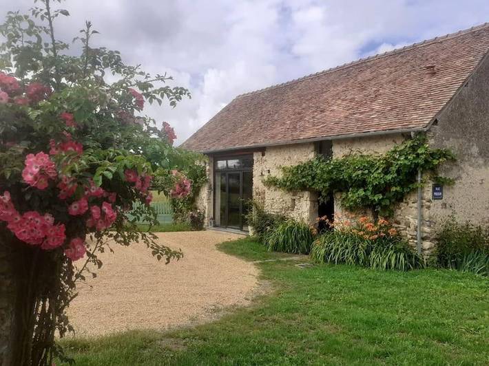 Gîte pour 4 personnes, avec vue et jardin, adapté aux familles à Mézeray (Sarthe)
