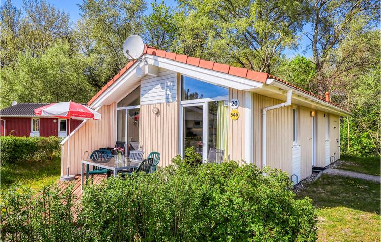 Ferienhaus für 4 Personen, mit Sauna und Terrasse in der Lübecker Bucht - 2