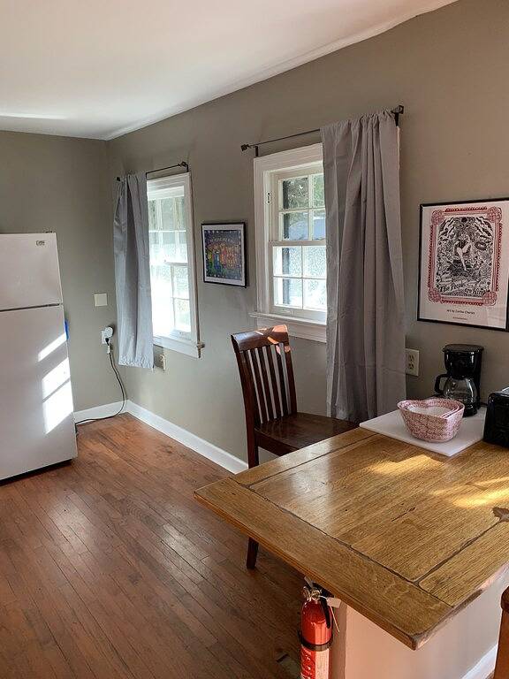 Cozy cottage in the park -yet close to the action in Hot Springs, Ouachita National Forest