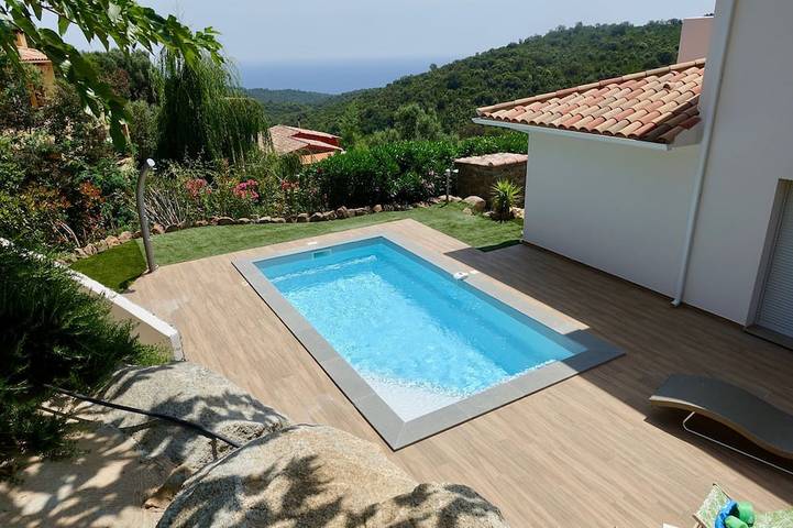 Villa für 8 Personen, mit Terrasse und Garten - 1